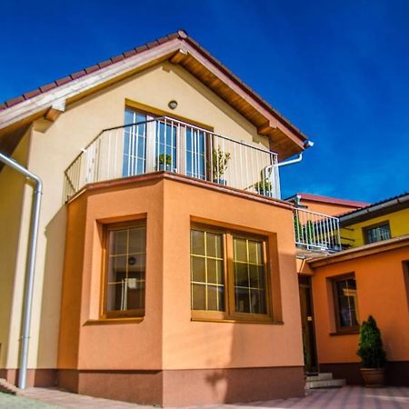 Relax Penzion U Adama Dolna Tizina Exterior photo