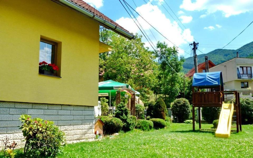 Relax Penzion U Adama Dolna Tizina Exterior photo
