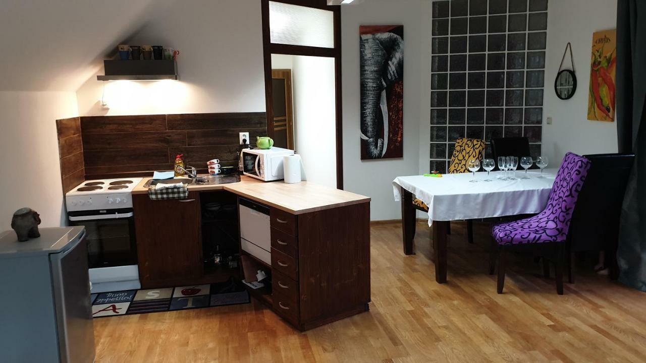 Relax Penzion U Adama Dolna Tizina Exterior photo