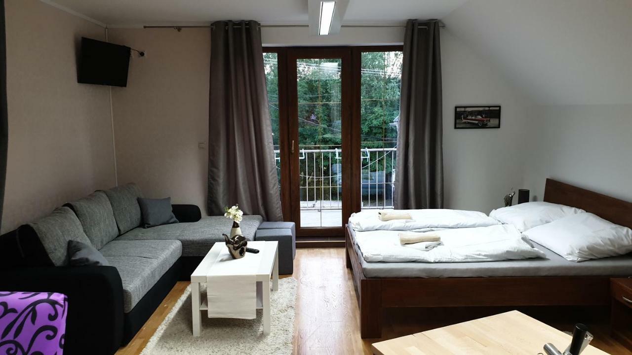 Relax Penzion U Adama Dolna Tizina Exterior photo
